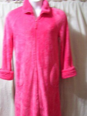 Coral Bay Robe, Hot Pink, Plush, Front Zip, Size M Medium,
